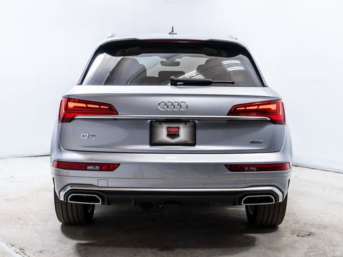Used 2023 Audi Q5 2.0T Premium Plus w/ Premium Plus Package AWD/4WD image 6