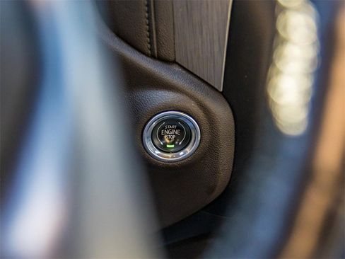 Used 2020 GMC Sierra 1500 Denali w/ Denali Ultimate Package image 35