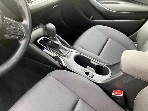 Used 2024 Toyota Corolla LE image 20