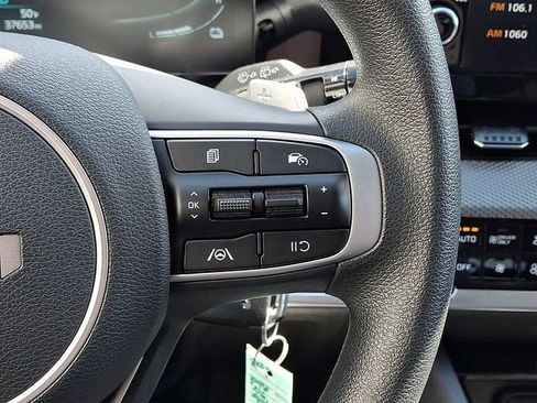 Used 2023 Kia Sportage LX image 21