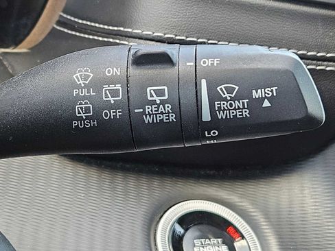 Used 2024 Jeep Grand Cherokee L Laredo RWD image 26