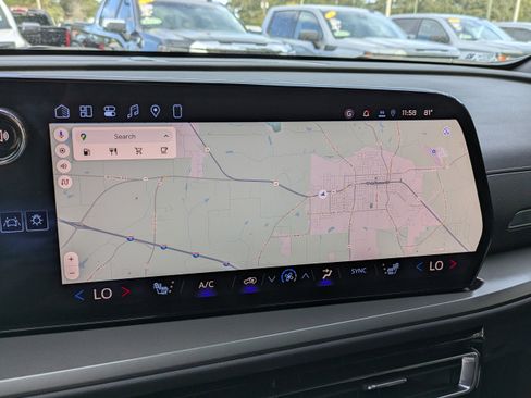 New 2026 Chevrolet Traverse LT image 24