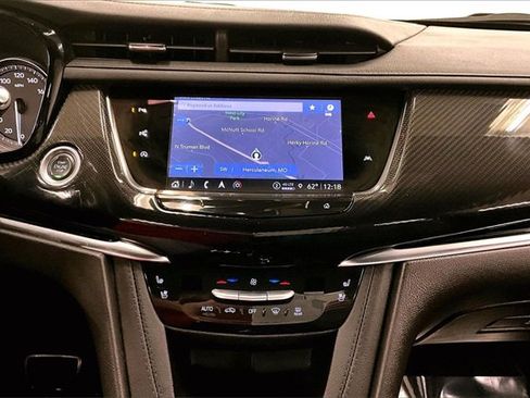 Used 2023 Cadillac XT6 Sport w/ Technology Package image 28
