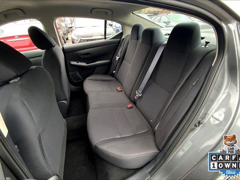 Used 2024 Nissan Sentra S FWD image 21