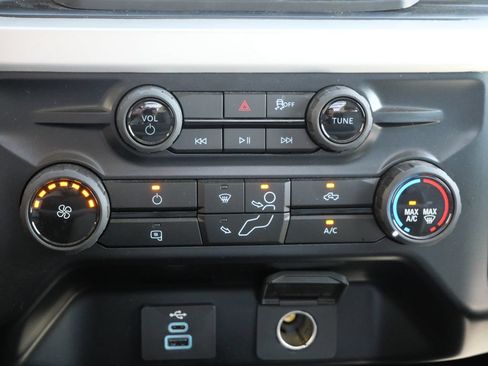 Used 2026 Ford F550 4x4 Regular Cab Super Duty image 27