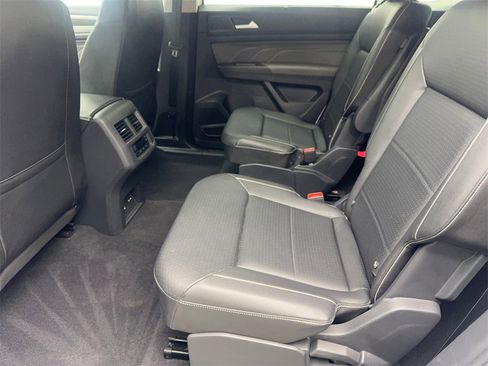 Used 2023 Volkswagen Atlas SE w/ Panoramic Sunroof Package image 28