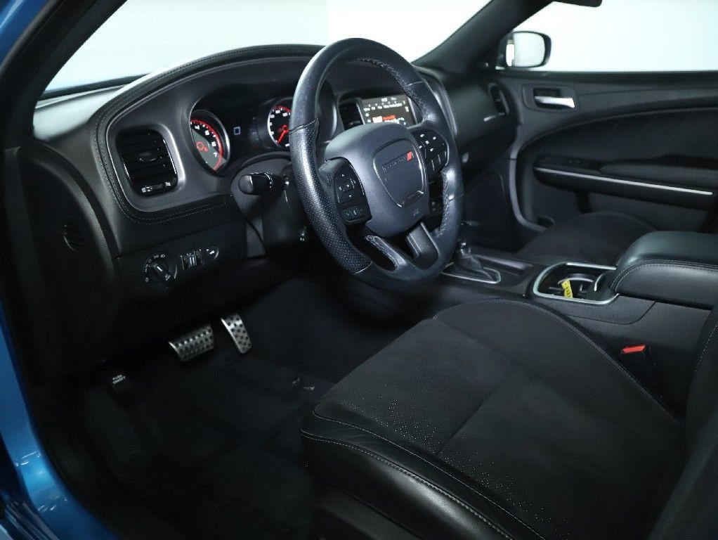 Used 2023 Dodge Charger R/T w/ Plus Group RWD image 17