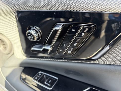 Used 2025 Cadillac Optiq Sport 2 w/ LPO, Floor Liner Package AWD/4WD image 11