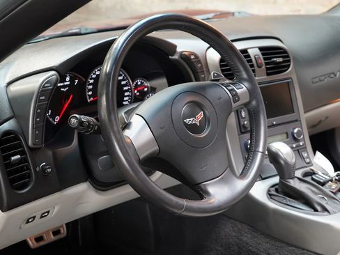 Used 2007 Chevrolet Corvette Coupe w/ Preferred Equipment Group image 46