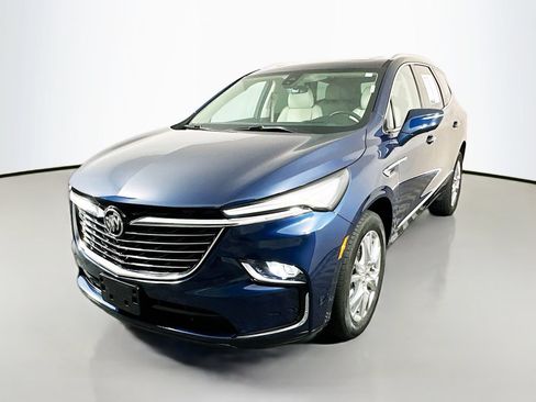 Used 2022 Buick Enclave Premium w/ Experience Buick Package AWD/4WD image 3