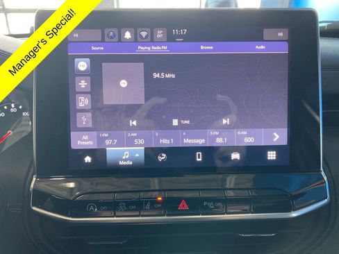Used 2025 Jeep Compass Trailhawk AWD/4WD image 2