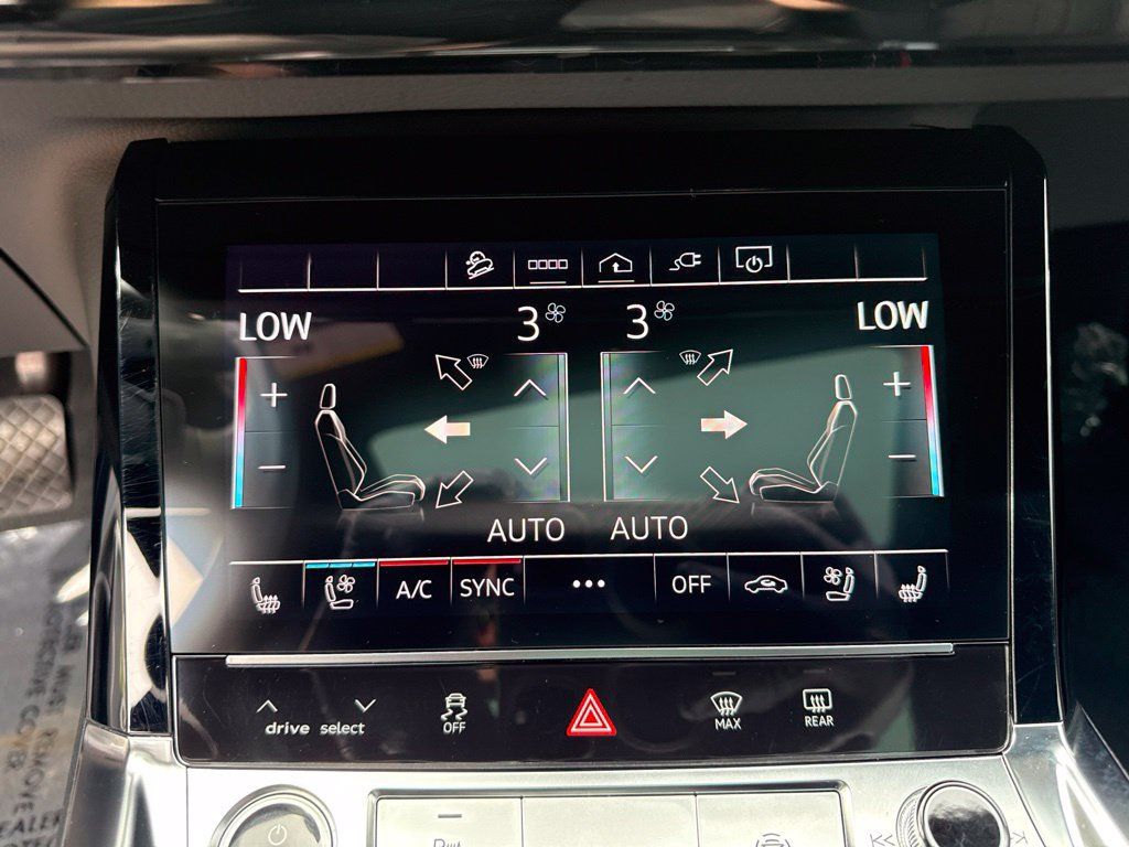 Used 2024 Audi Q8 e-tron Premium Plus w/ Premium Plus Package AWD/4WD image 18