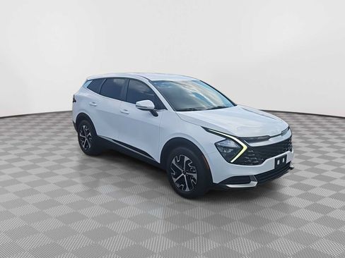 Used 2023 Kia Sportage EX FWD image 2