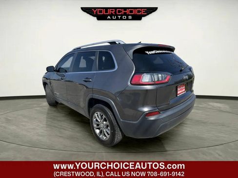 Used 2019 Jeep Cherokee Latitude Plus FWD image 3