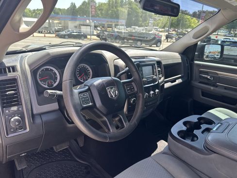 Used 2013 RAM 1500 Express AWD/4WD image 17