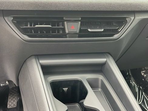 Certified 2025 Volkswagen Tiguan S FWD image 21