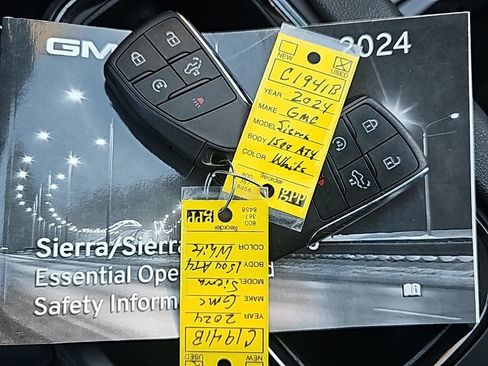 Certified 2024 GMC Sierra 1500 AT4 w/ AT4 Preferred Package AWD/4WD image 33