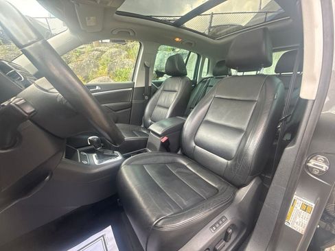 Used 2012 Volkswagen Tiguan S AWD/4WD image 14