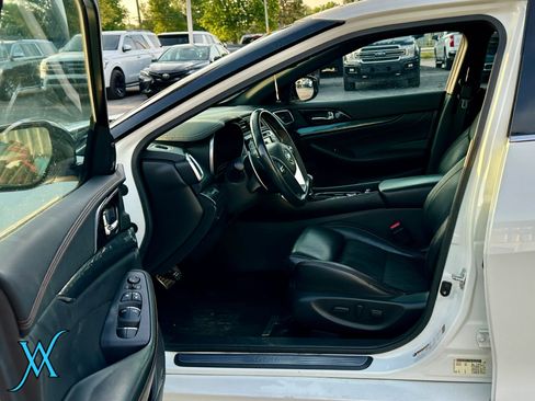 Used 2021 Nissan Maxima SR w/ Sport Mat Group FWD image 15