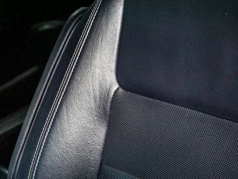 Certified 2017 Toyota Sienna SE image 25