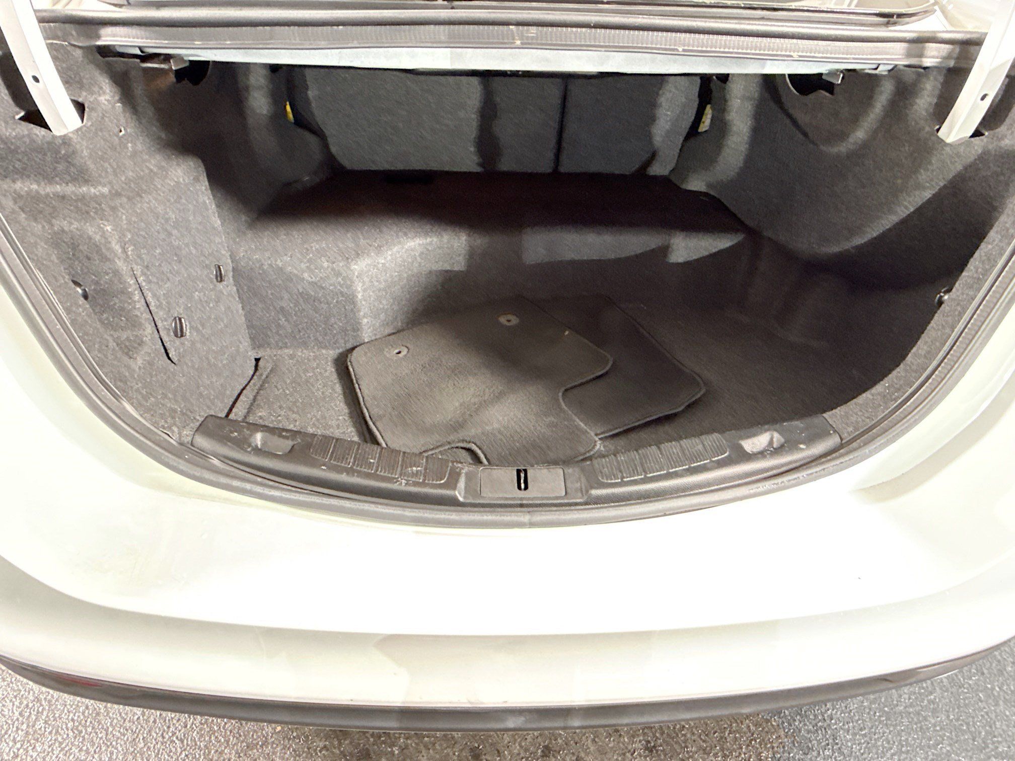 Used 2018 Ford Fusion S FWD image 35