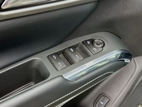 Used 2026 Chevrolet Traverse LT w/ Driver Confidence Package image 20