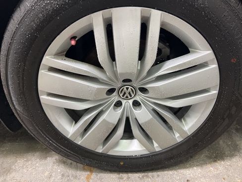Used 2020 Volkswagen Atlas SEL FWD image 49