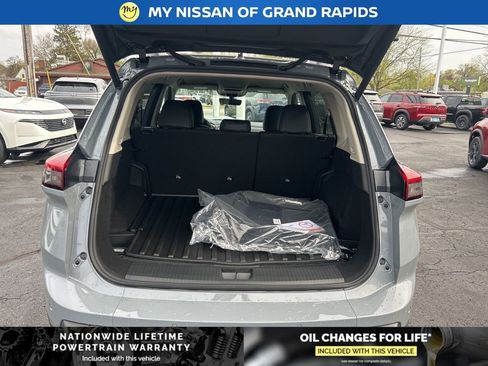 New 2026 Nissan Rogue SV AWD/4WD image 25