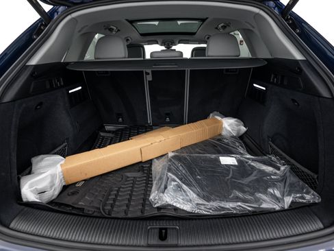 Certified 2023 Audi Q5 2.0T Premium w/ Convenience Package AWD/4WD image 19