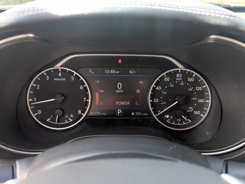 Used 2018 Nissan Maxima Platinum image 21