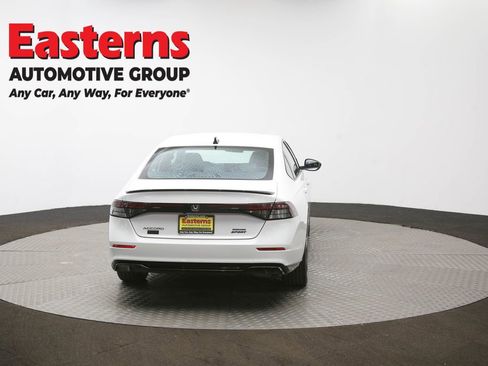 Used 2025 Honda Accord Sport image 38