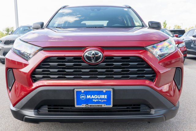 Used 2019 Toyota RAV4 LE AWD/4WD image 3