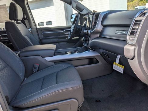 New 2026 RAM 1500 Big Horn AWD/4WD image 28