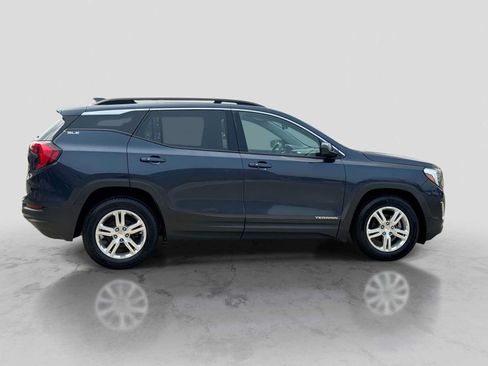 Used 2019 GMC Terrain SLE w/ Driver Convenience Package FWD image 7