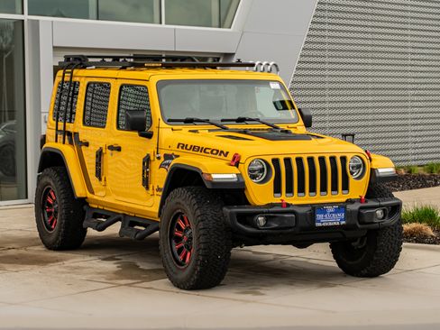 Used 2019 Jeep Wrangler Unlimited Rubicon AWD/4WD image 2