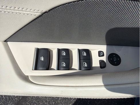 Used 2022 BMW 840i Convertible w/ Comfort Seating Package RWD image 8