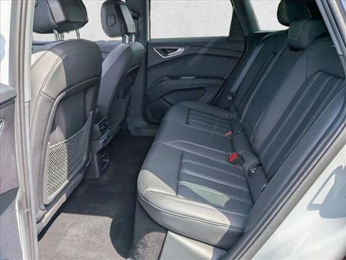 Certified 2025 Audi Q4 e-tron Premium w/ Convenience Package RWD image 20