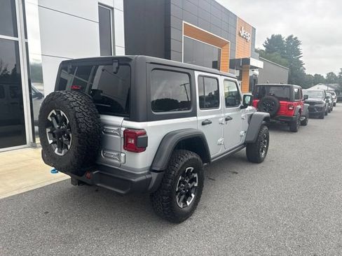 Used 2024 Jeep Wrangler Unlimited Rubicon 4xe w/ Technology Group AWD/4WD image 6