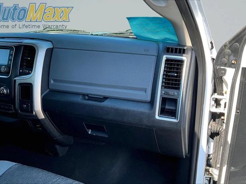 Used 2014 RAM 1500 Classic SLT RWD image 26