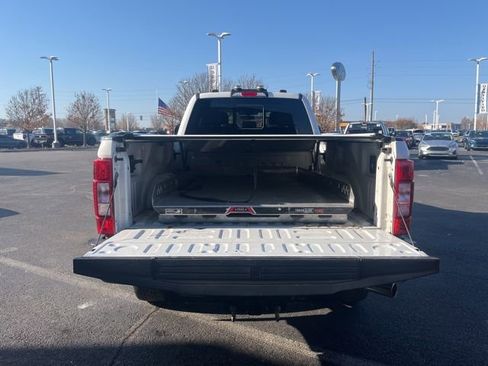 Certified 2022 Ford F250 Lariat w/ Chrome Package image 12