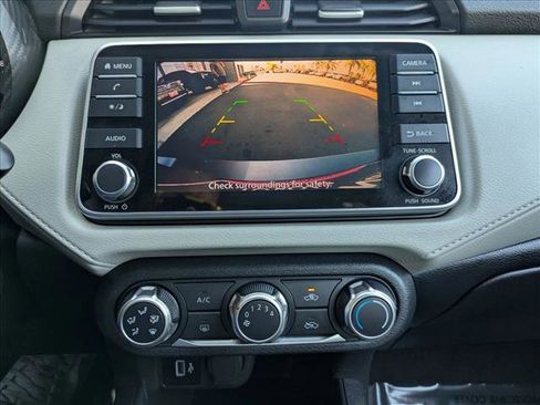 Used 2021 Nissan Versa SV image 13