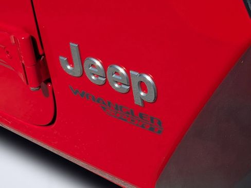 Used 2020 Jeep Wrangler Sport image 12