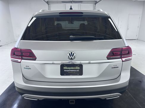 Used 2018 Volkswagen Atlas SE AWD/4WD image 12
