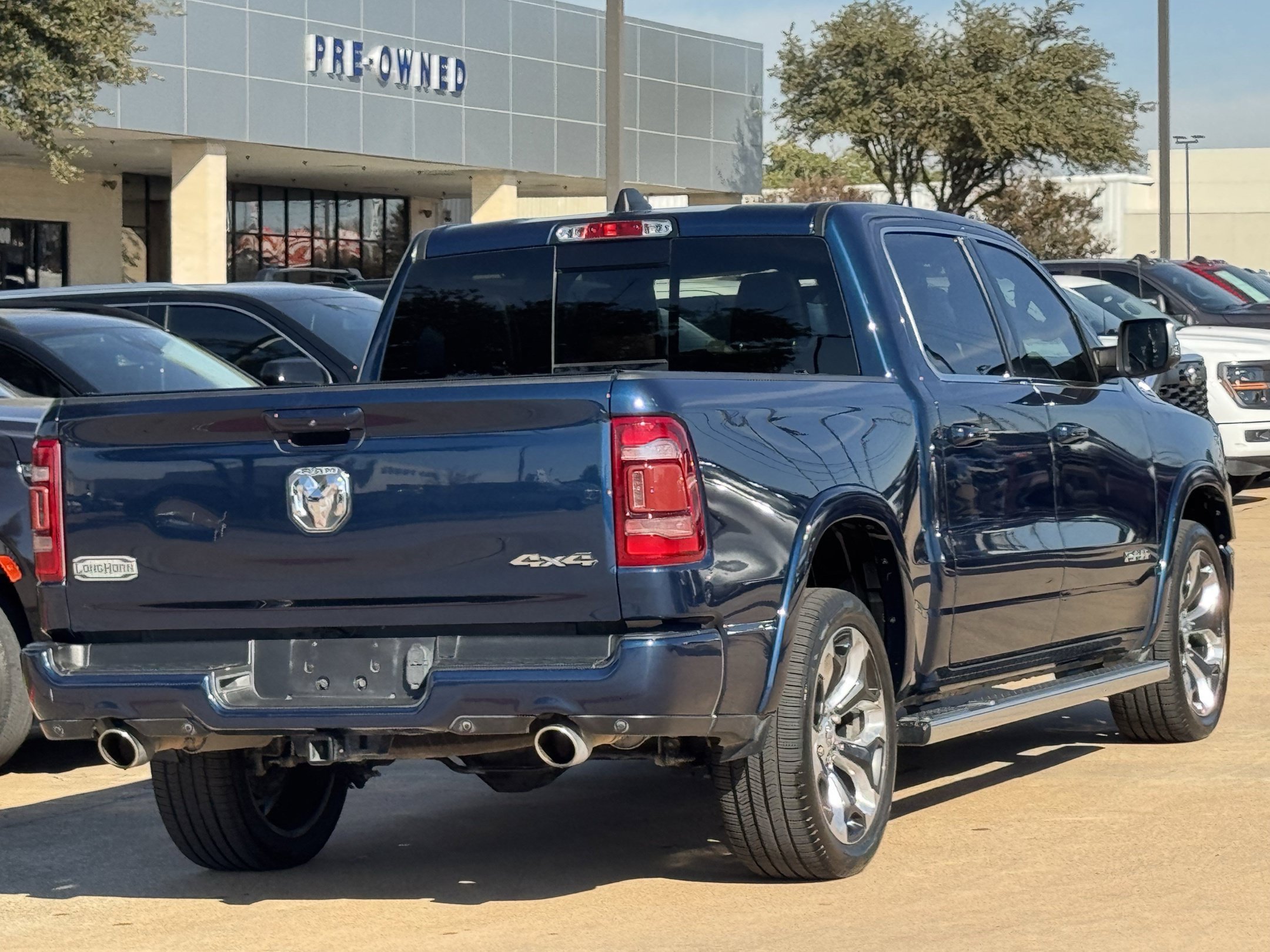 Used 2023 RAM 1500 Limited w/ Body Color Bumper Group AWD/4WD image 6