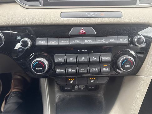 Used 2019 Kia Sportage EX image 28