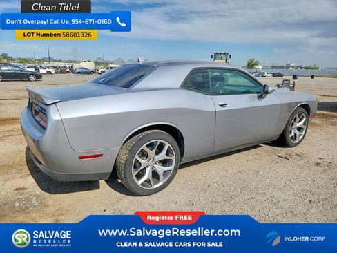 Used 2015 Dodge Challenger SXT Plus w/ Driver Convenience Group RWD image 4