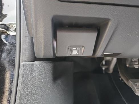 Used 2024 Nissan Sentra SV w/ All-Weather Package FWD image 38