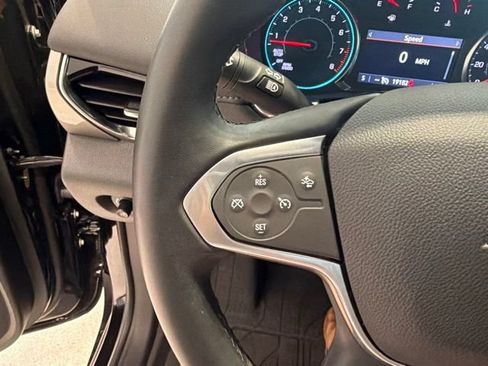 Used 2023 Chevrolet Traverse LT FWD image 29