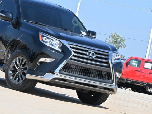 Used 2019 Lexus GX 460 Premium AWD/4WD image 36