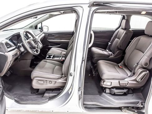 Used 2022 Honda Odyssey EX image 25